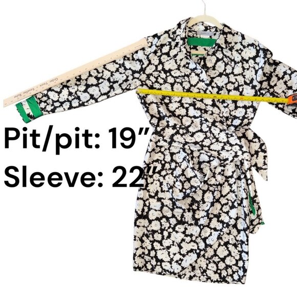 Marella Canto Floral-Print Long-Sleeve Wrap Dress Worn on TV - Picture 5 of 10